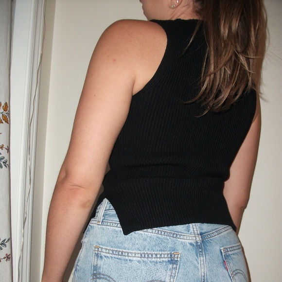 Ribbed Tank - Picture 2 of 3